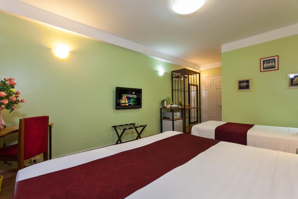 Iris Boutique Hotel Hanoi Zewnętrze zdjęcie